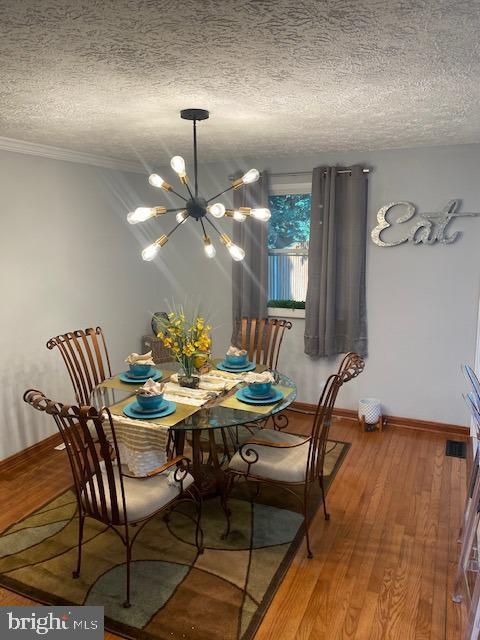 Photo - 7 Capland Ct