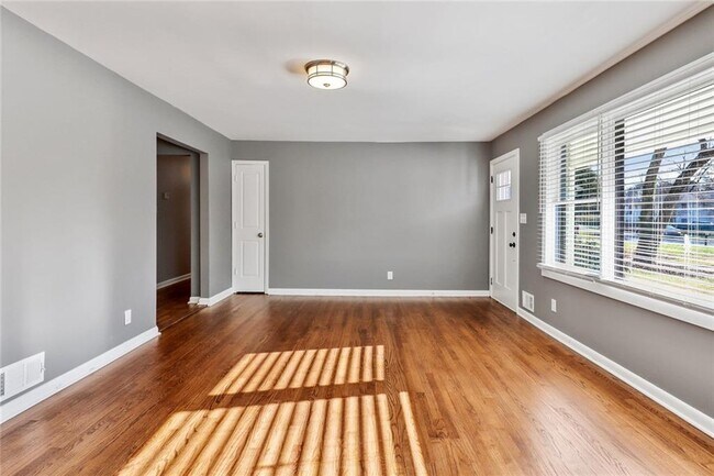 Photo - 2341 Rubart Dr