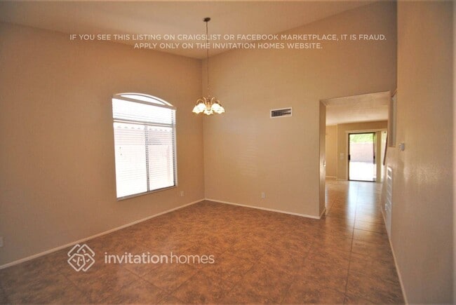 Photo - 519 N 167th Dr