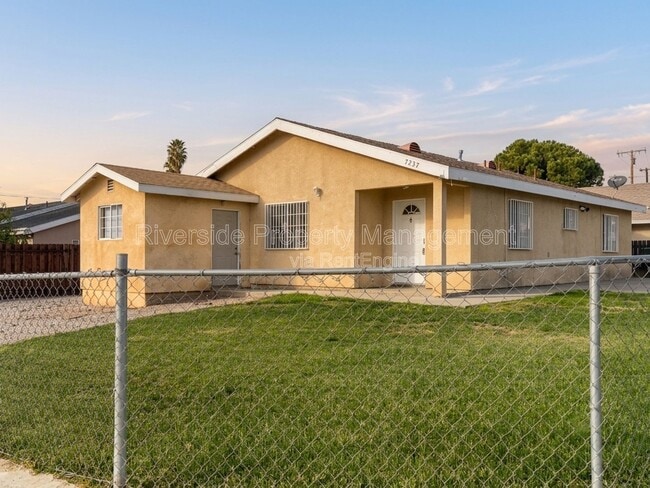 Photo - 7257 Wakefield Ct