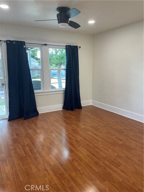 Photo - 216 Poppy Ave