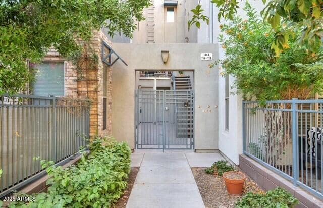 Photo - 615 E Portland St