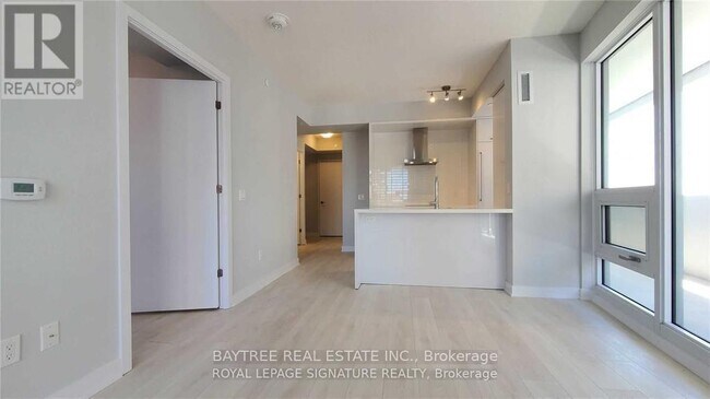 Photo - 2221 Yonge St Unité 809