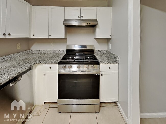 Photo - 6 Walker St