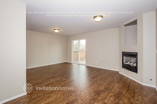 Photo - 205 Phoenix Ave SW