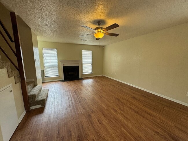 Photo - 3407 Victoria Cir Unidad Apt A