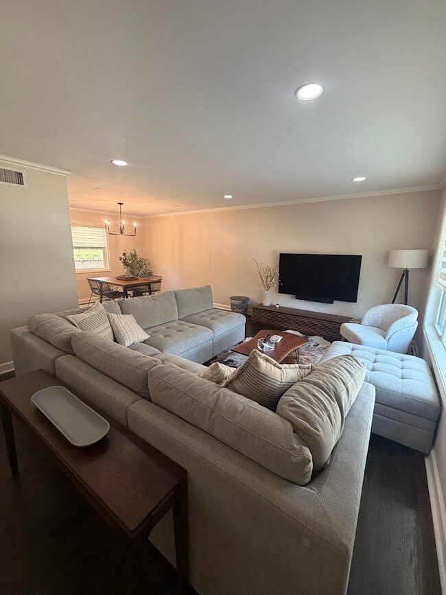 Photo - 3737 Lakeshore Dr