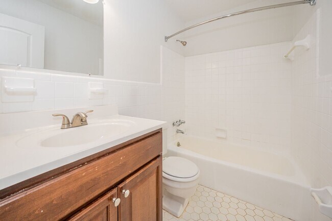 Photo - Hillside Manor