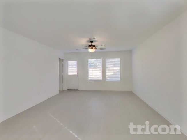 Photo - 1718 Serenity Moon Dr