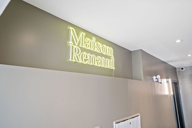 Photo - 3722 Av. Laval Unit 7