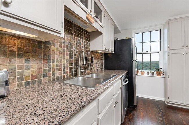 Photo - 199 14th St NE Unidad 1805
