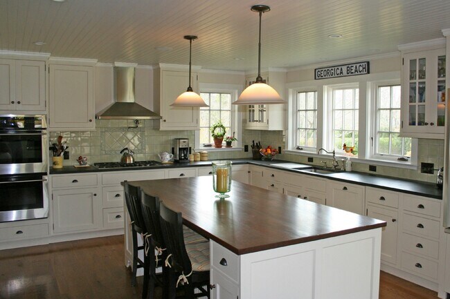 Photo - 53 McGuirk St