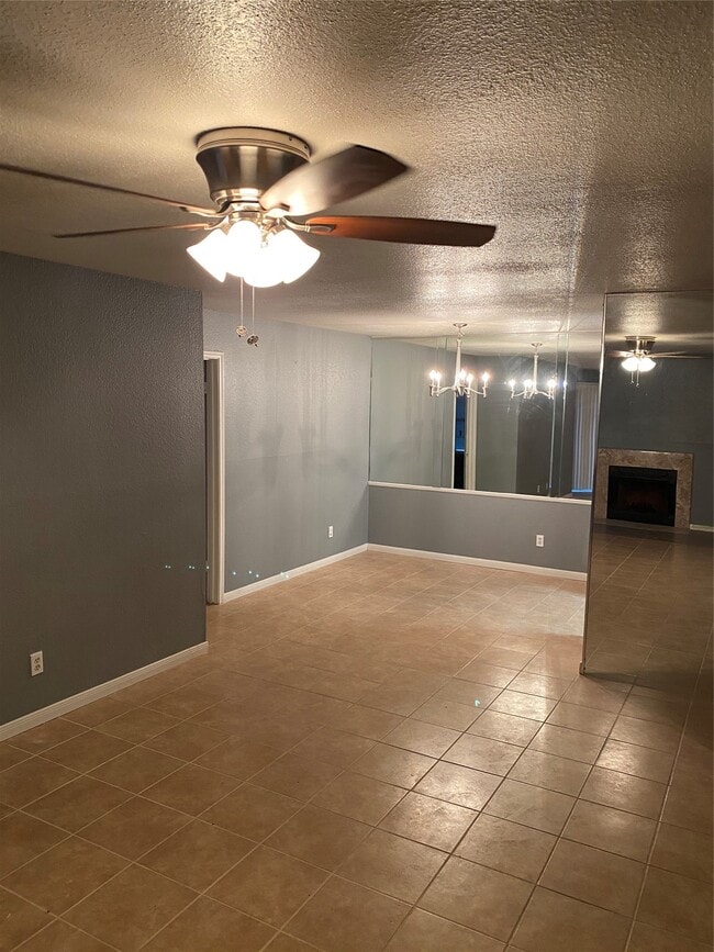 Photo - 9700 Leawood Blvd Unit 205