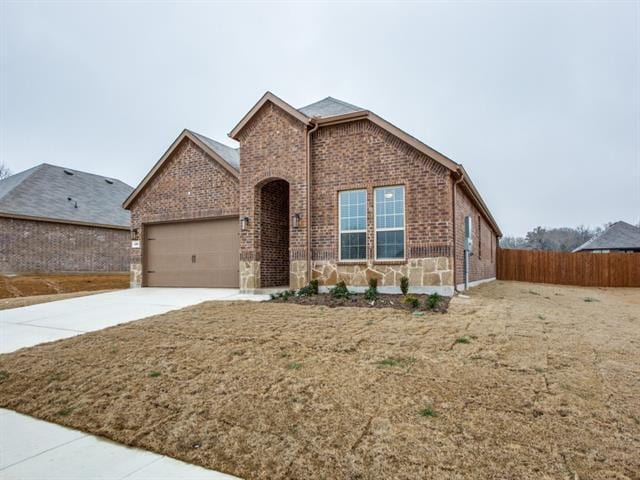 Building Photo - 123 Lakeview Cir