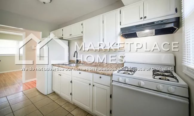 Photo - 312 Banff Cir