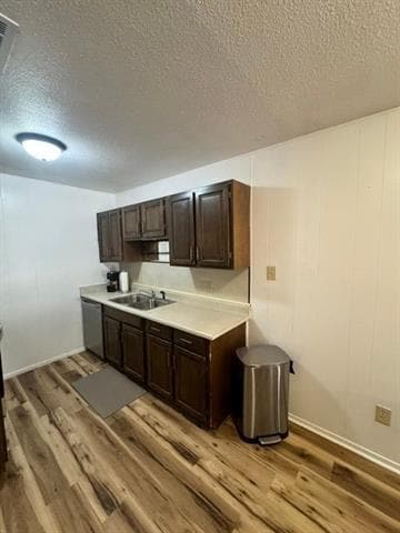 Photo - 935 Minter Ln