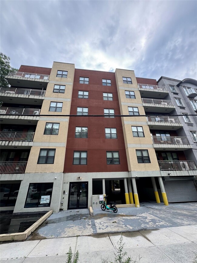 Building Photo - 84-03 Lander St Rental