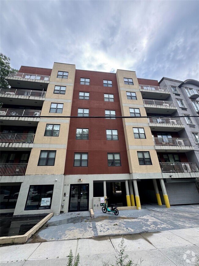 Building Photo - 84-03 Lander St Unit 5A Rental