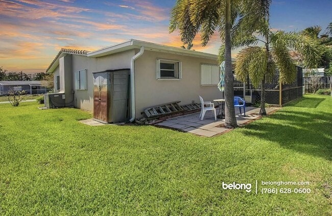 Photo - 3050 NE 9th Terrace