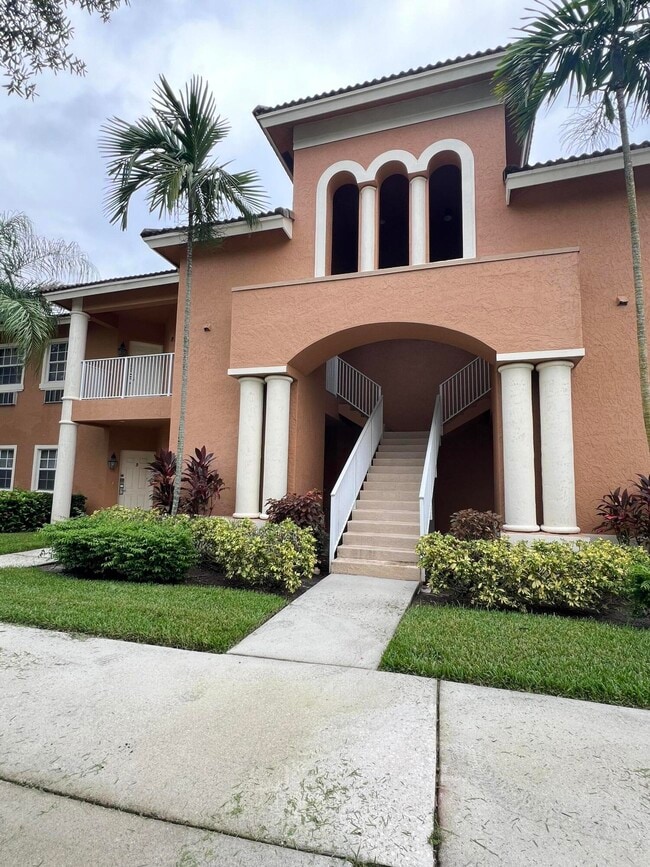 Building Photo - 8377 Mulligan Cir Unit Side B