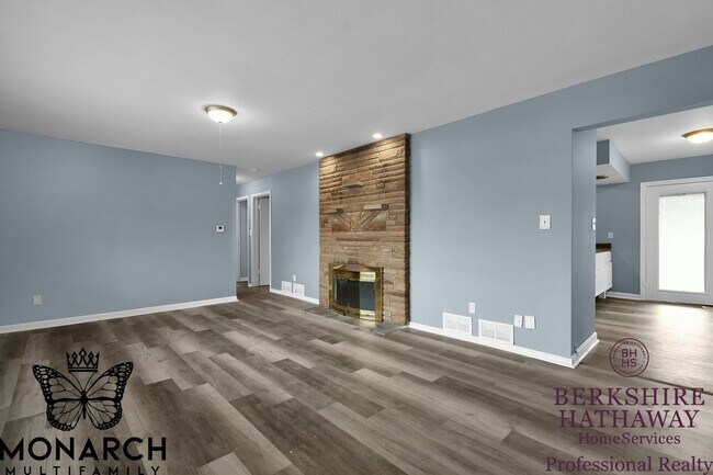 Photo - 3 Bedroom Home For Rent