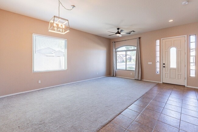 Photo - 4-Bedroom Pool Home Minutes from Arrowhead Shopping & Dining