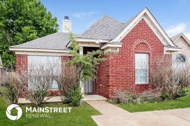 3538 E Regency Park Cir
