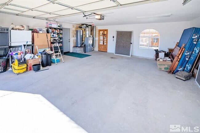 Photo - Spacious Lake-Adjacent Estate on 4.6 Acres in Silver Springs, NV