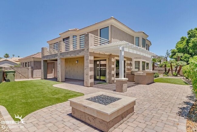 Modern 3bdm 3ba Home with Stylish Upgrades - Modern 3bdm 3ba Home with Stylish Upgrades