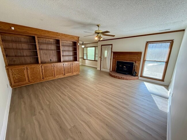 Photo - Charming Brick Home in Rembert!