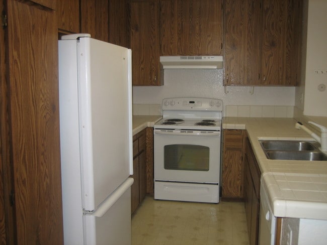 Building Photo - 9149 Village Glen Dr Unit Village Glen
