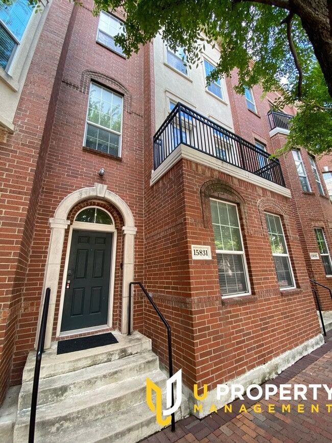 Photo - 15831 Breedlove Pl