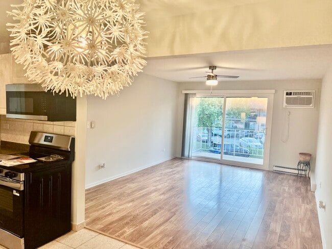 Building Photo - 860 E Old Willow Rd Unit #228 Rental