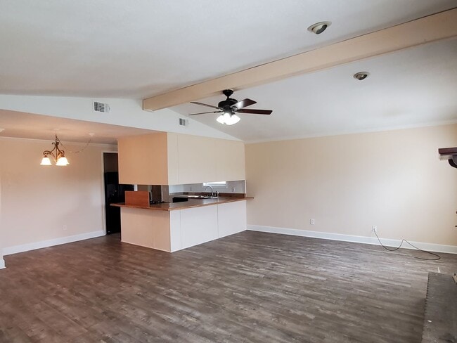 Photo - For Lease - Spacious 3 BR|1 BA Home, 10 Mi...