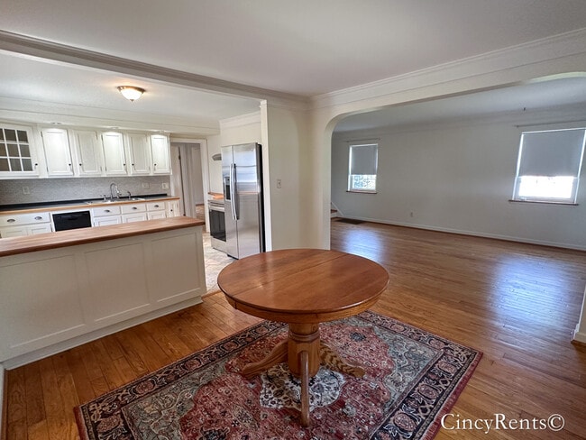 Photo - 3901 E Galbraith Rd