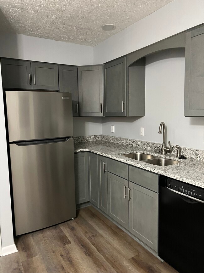 Photo - 1606 Smith Rd