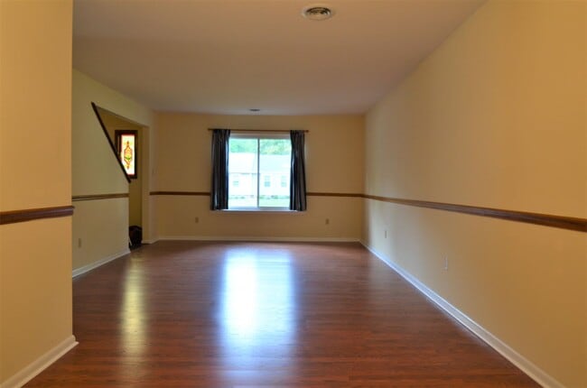 Photo - Spacious Yorktown Gem with New Flooring & Vaulted Ceilings