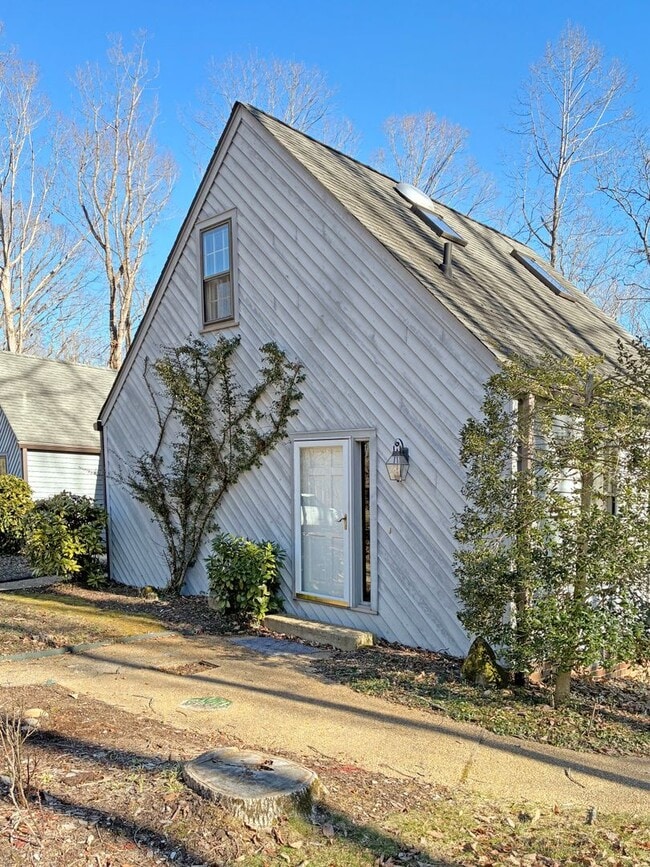Photo - Charming and Unique 3 Bedroom - Powhatan/Midlothian Area