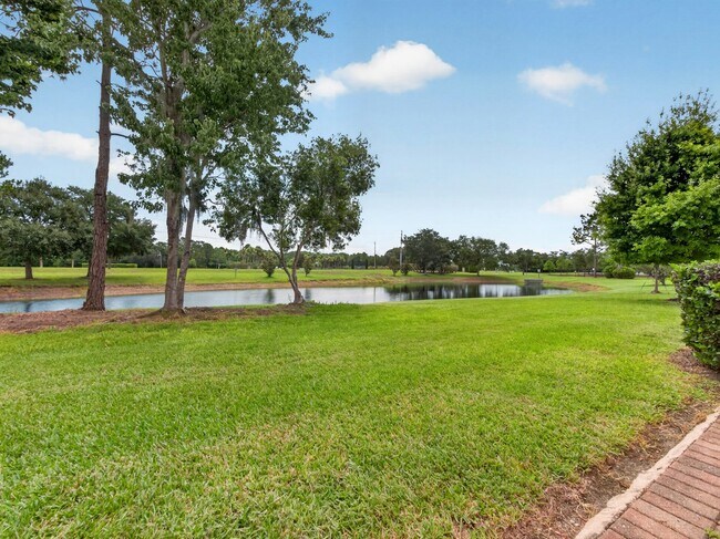 Photo - 10411 Park Commons Dr