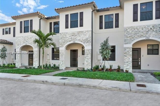 Photo - 11787 SW 247th Ter Townhome
