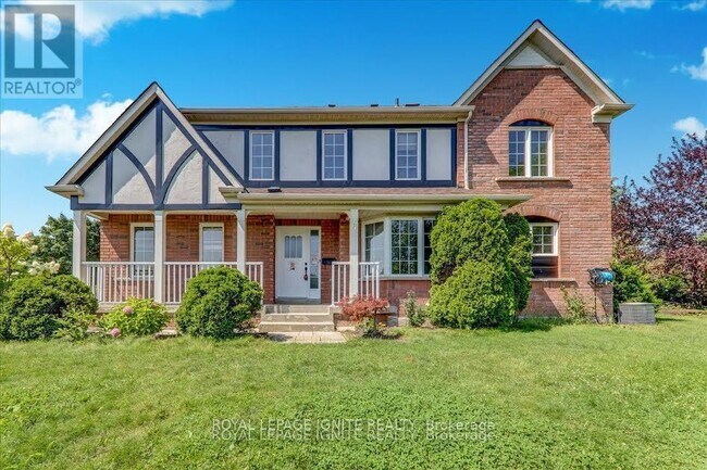 Photo - 57 Armitage Crescent