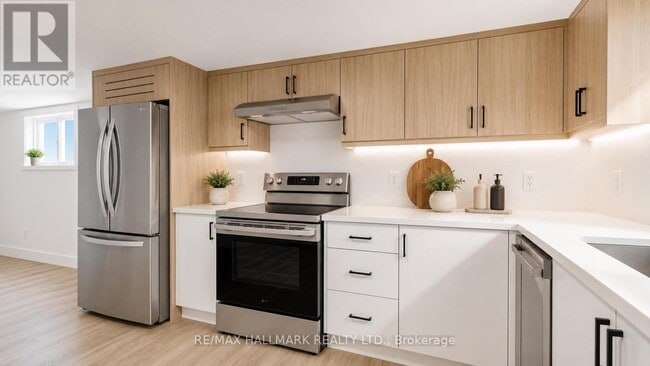 Photo - 655 O'Connor Dr