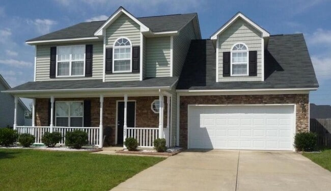 Building Photo - FOR RENT - 3 bedroom w/bonus room