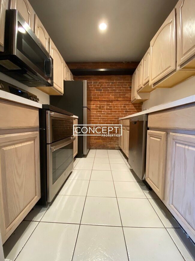 Photo - 1750 Washington St Unit 8