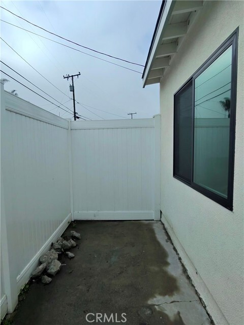 Photo - 5130 E Burnett St