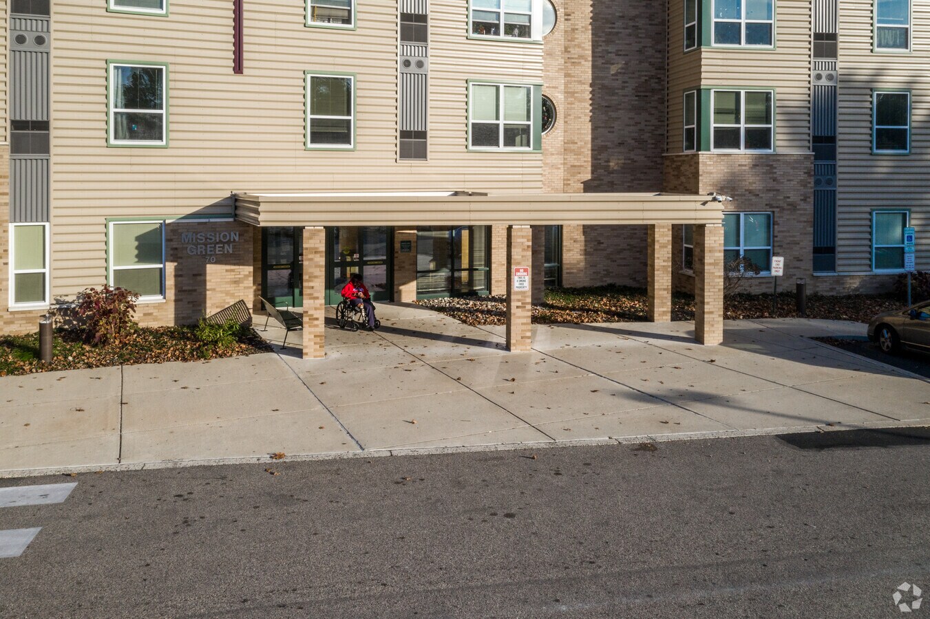 Photo - Mission Green