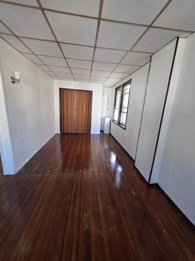 Photo - 647 Edgewood Ave