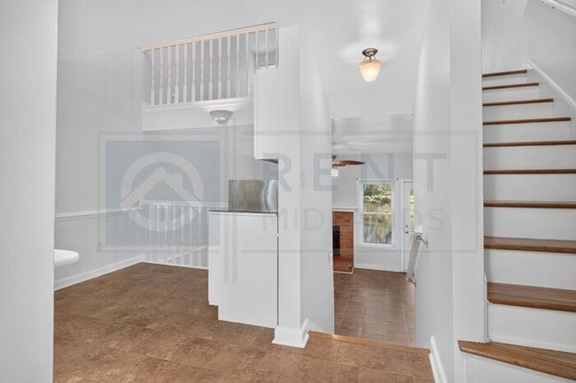 Beautiful Condo Available