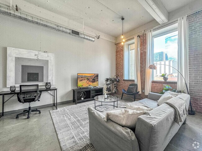 Building Photo - 555 Evergreen St Unit ID1225919P Rental