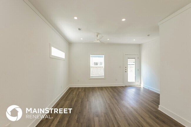 Photo - 4712 Rawley St